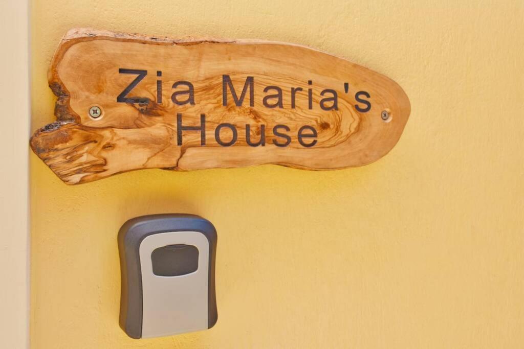 Zia Maria's House Next To Corfu Port Apartment *